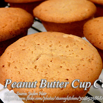 Peanut Butter Cup Cakes